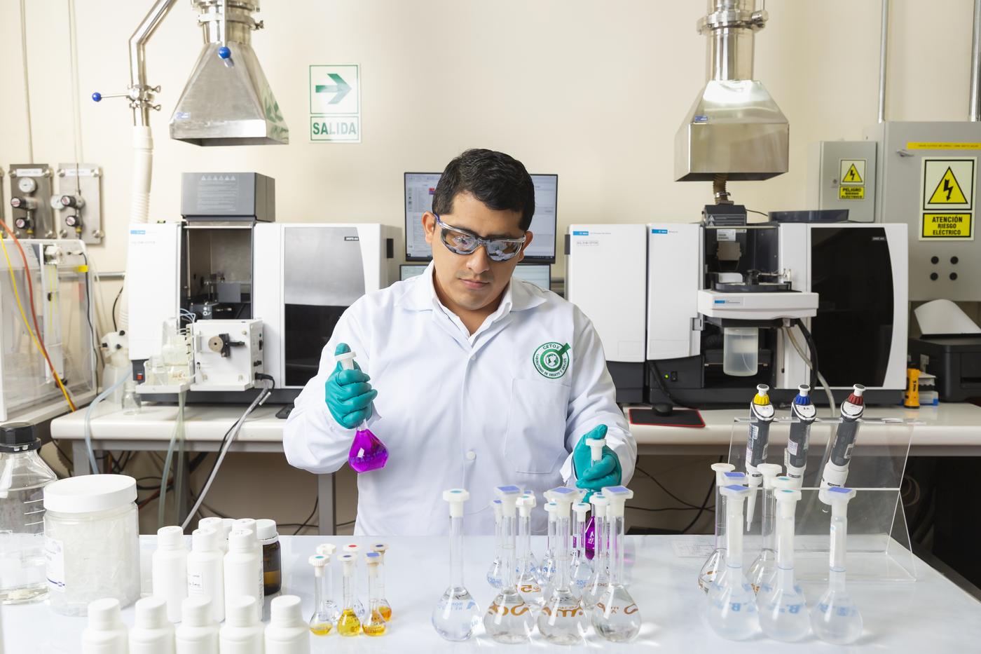 Análisis de laboratorio para Agricultura y Alimentos en CETOX LAB